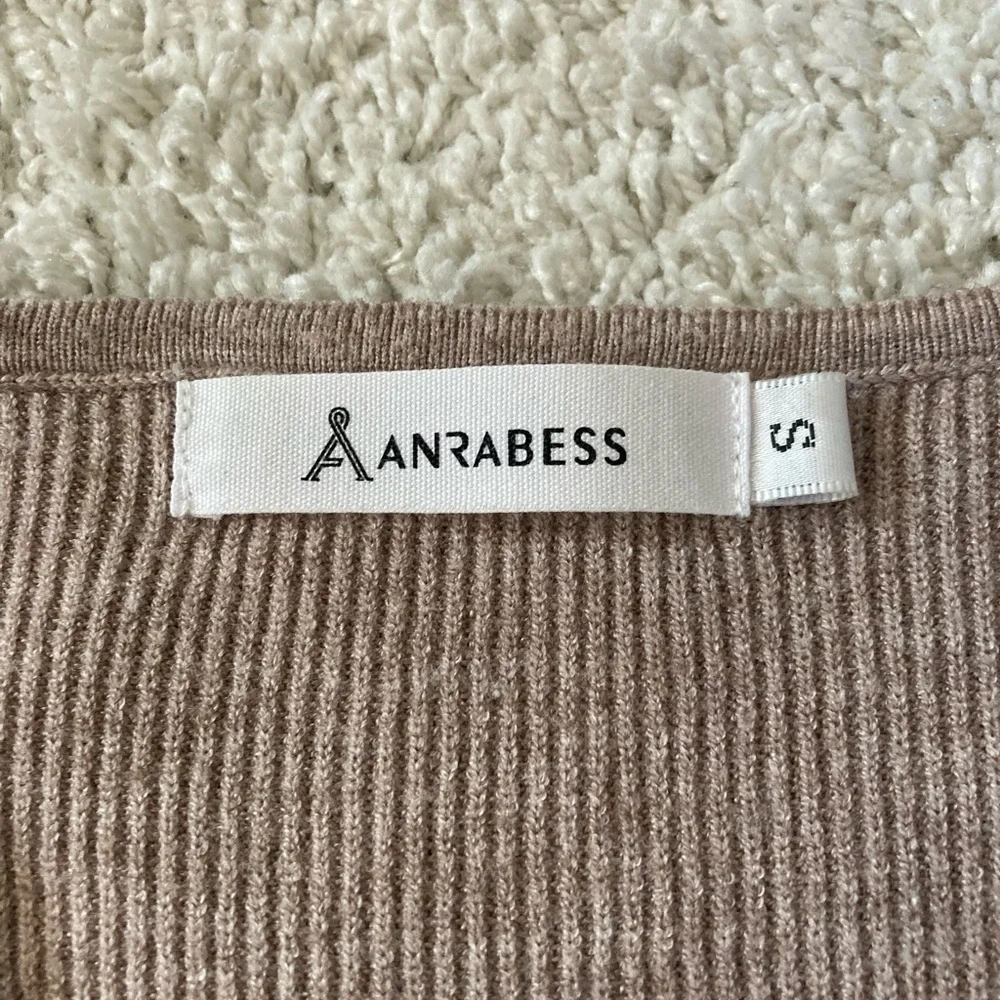 Sweater set - Picture 3 of 3